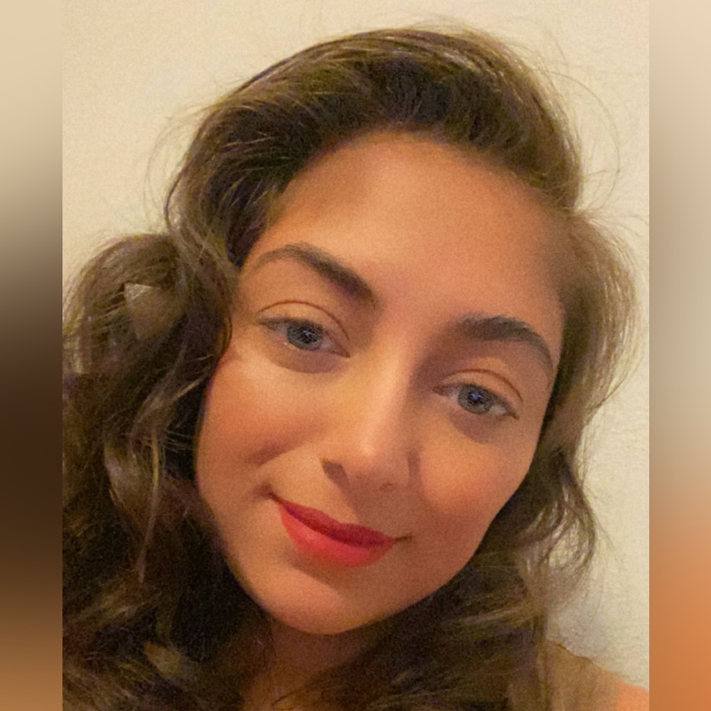 Meet your Posher, Gina